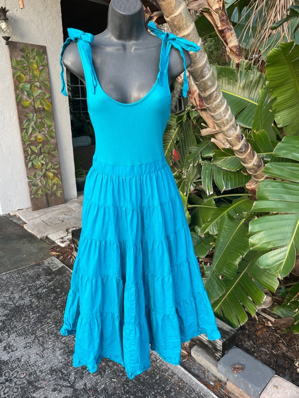 Chelsea and Violet bowtie tiered skirt dress